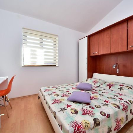 Cozy Holiday Home In Krusevo With Garden Εξωτερικό φωτογραφία