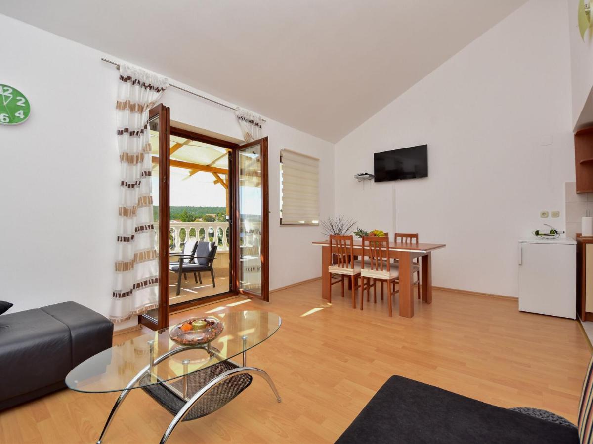 Cozy Holiday Home In Krusevo With Garden Εξωτερικό φωτογραφία
