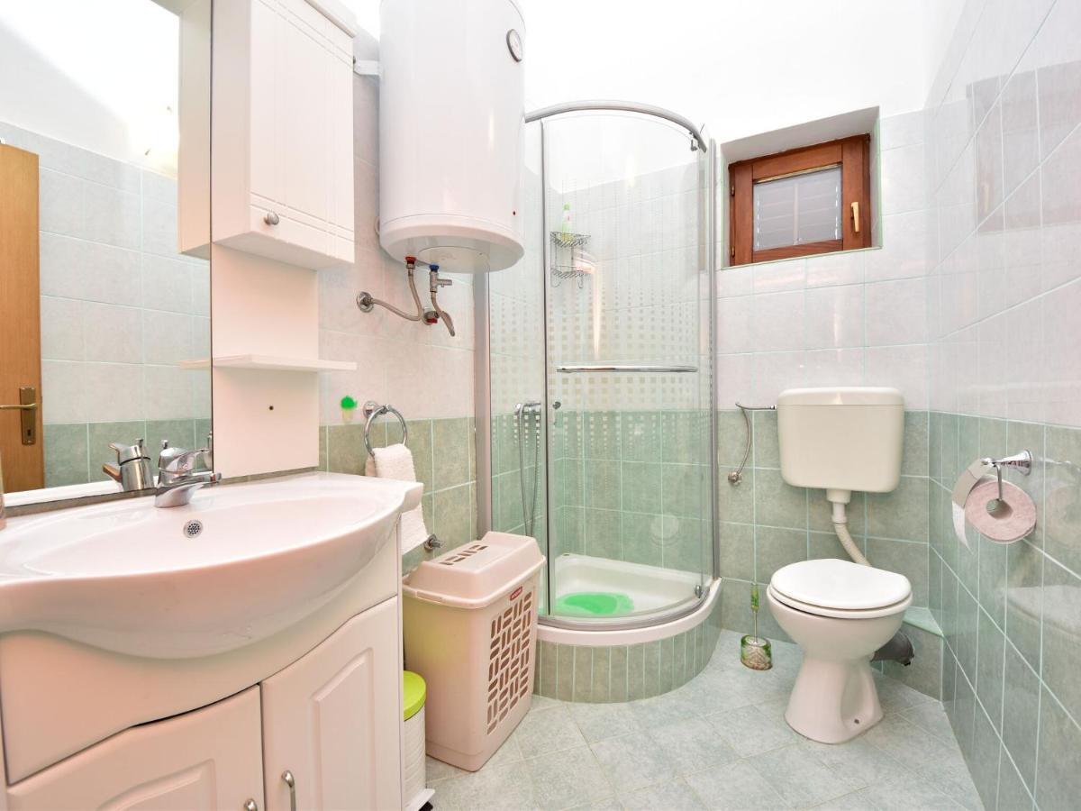 Cozy Holiday Home In Krusevo With Garden Εξωτερικό φωτογραφία
